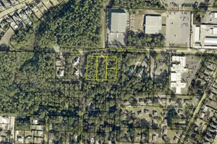 301 Hart St, Niceville, FL 32578 - Photo 1