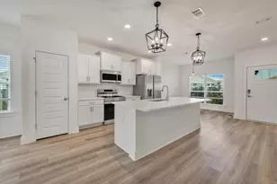 161 Blooming Cv, Crestview, FL 32539 - Photo 5