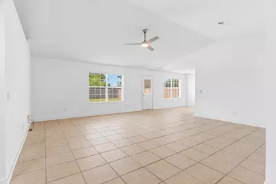 9562 Parker Place Drive, Navarre, FL 32566 - Photo 5