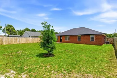 9562 Parker Place Drive, Navarre, FL 32566 - Photo 35