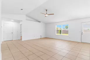 9562 Parker Pl Dr, Navarre, FL 32566 - Photo 9