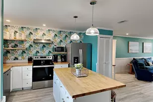 129 Malaga Pl, Panama City Beach, FL 32413 - Photo 21