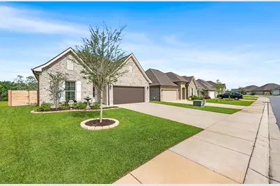 101 Hydrangea Boulevard, Freeport, FL 32439 - Photo 3