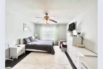 4274 Calinda Lane #APT 248, Niceville, FL 32578 - Photo 5