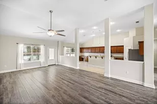 335 Grove Park Drive, Niceville, FL 32578 - Photo 35