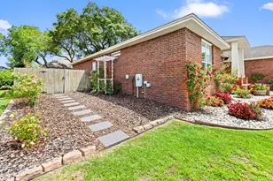 335 Grove Park Drive, Niceville, FL 32578 - Photo 15