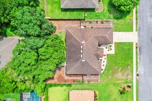 335 Grove Park Drive, Niceville, FL 32578 - Photo 11