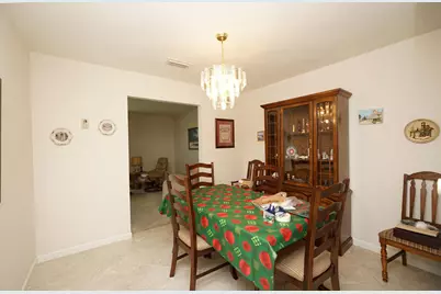 208 Dumaine Court, Fort Walton Beach, FL 32547 - Photo 13