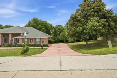 2612 Paddock Circle, Crestview, FL 32536 - Photo 9
