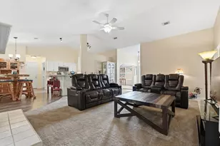 2612 Paddock Cir, Crestview, FL 32536 - Photo 19