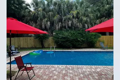 610 NE Country Club Avenue, Fort Walton Beach, FL 32547 - Photo 9