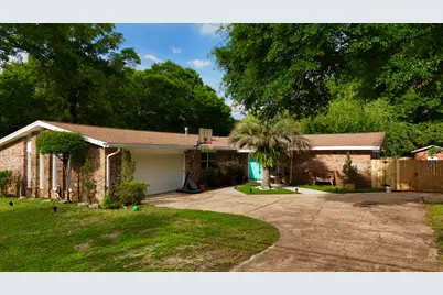 610 NE Country Club Avenue, Fort Walton Beach, FL 32547 - Photo 3