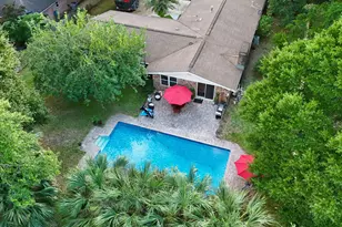 610 NE Country Club Ave, Fort Walton Beach, FL 32547 - Photo 11