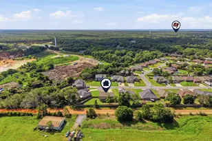 8566 Holley Hills Cir, Navarre, FL 32566 - Photo 59