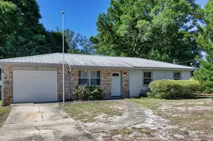 126 NW Watson Dr, Fort Walton Beach, FL 32548 - Photo 1