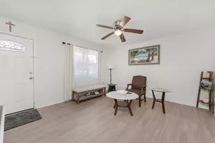 126 NW Watson Dr, Fort Walton Beach, FL 32548 - Photo 9