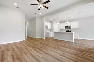 6122 Mildreds Wy, Crestview, FL 32539 - Photo 7