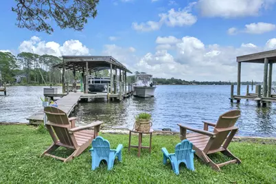 48 Marlborough Road, Shalimar, FL 32579 - Photo 1