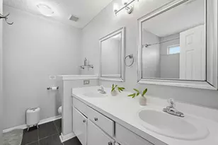 431 Sandy Ridge Cir, Mary Esther, FL 32569 - Photo 11