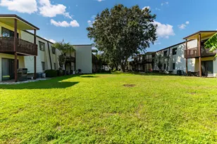 308 SW Miracle Strip Pkwy, Fort Walton Beach, FL 32548 - Photo 17