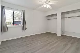 308 SW Miracle Strip Pkwy, Fort Walton Beach, FL 32548 - Photo 5