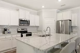 451 Lightning Bug Ln, Freeport, FL 32439 - Photo 7