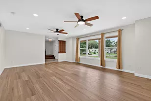 154 Country Club Rd, Shalimar, FL 32579 - Photo 9