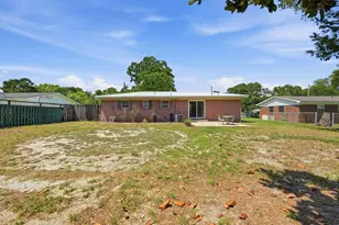 116 NW Holmes Blvd, Fort Walton Beach, FL 32548 - Photo 9