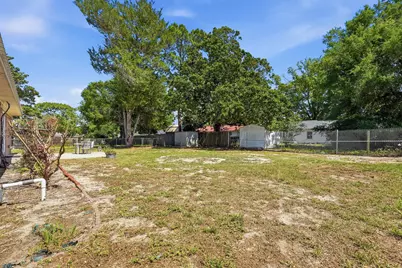 116 NW Holmes Boulevard, Fort Walton Beach, FL 32548 - Photo 11