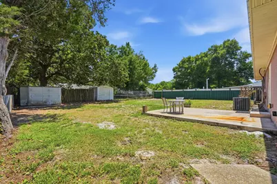 116 NW Holmes Boulevard, Fort Walton Beach, FL 32548 - Photo 7
