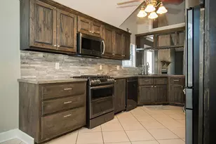 1066 Windmill Dr, Fort Walton Beach, FL 32547 - Photo 7