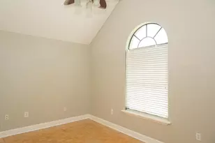 1066 Windmill Dr, Fort Walton Beach, FL 32547 - Photo 19