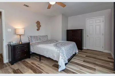 8468 Gulf Boulevard #2 & 3, Navarre, FL 32566 - Photo 15