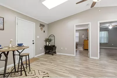 8368 Verdura Street, Navarre, FL 32566 - Photo 11