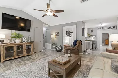 8368 Verdura Street, Navarre, FL 32566 - Photo 7