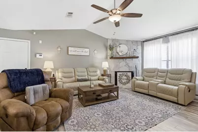 8368 Verdura Street, Navarre, FL 32566 - Photo 5