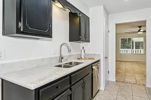 625 Emerald Ln, Fort Walton Beach, FL 32547 - Photo 1