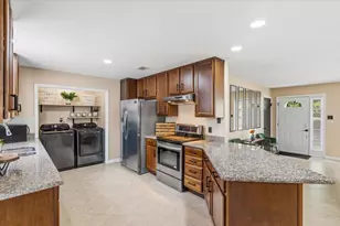 315 Morgan Ln, Mary Esther, FL 32569 - Photo 15
