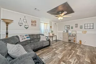 3984 1st Ave, Laurel Hill, FL 32567 - Photo 5
