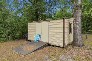 1259 Black Creek Blvd, Freeport, FL 32439 - Photo 15