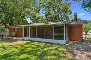 46 NW Hemlock Dr, Fort Walton Beach, FL 32548 - Photo 19