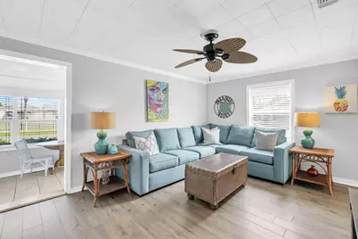 125 Malaga Place, Panama City Beach, FL 32413 - Photo 11