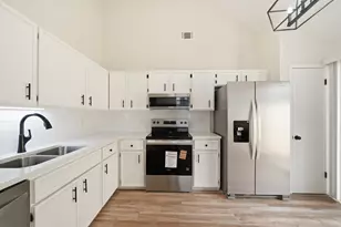 3047 Yorktown Cir, Fort Walton Beach, FL 32547 - Photo 5