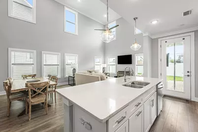 709 Landing Circle, Panama City Beach, FL 32413 - Photo 11