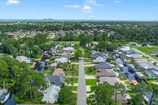 1624 Llani Ln, Gulf Breeze, FL 32563 - Photo 65
