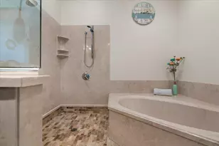 1624 Llani Ln, Gulf Breeze, FL 32563 - Photo 33