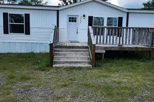 212 W Juniper Ave, Defuniak Springs, FL 32433 - Photo 1