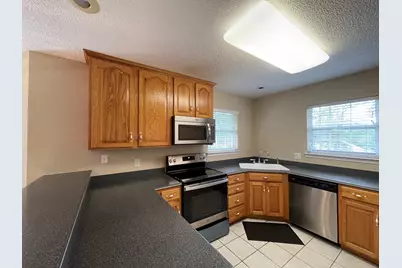 205 Wedgewood Lane, Crestview, FL 32536 - Photo 9