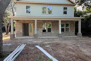 241 Grandview Ave, Valparaiso, FL 32580 - Photo 1