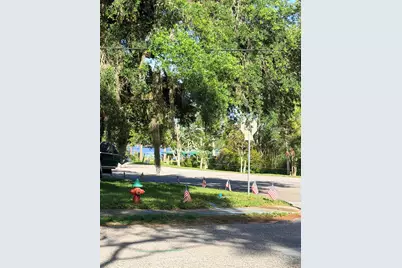 241 Grandview Avenue, Valparaiso, FL 32580 - Photo 23